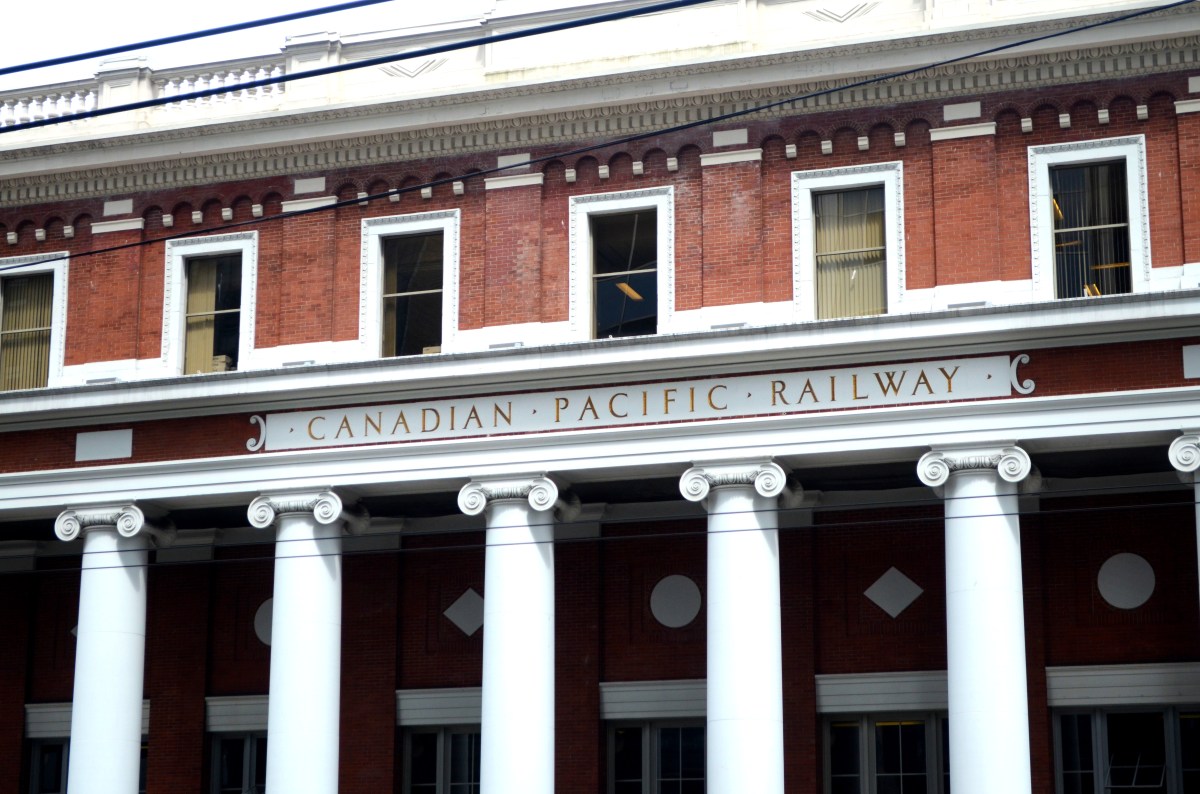Canadian Pacific Railway station